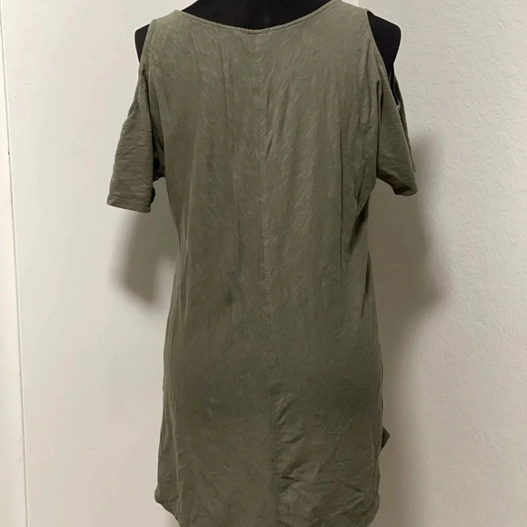 Calvin Klein Jeans Khaki Green Short Sleeve Vneck with Shoulders Cut Out MEDIUM - Picture 4 of 4